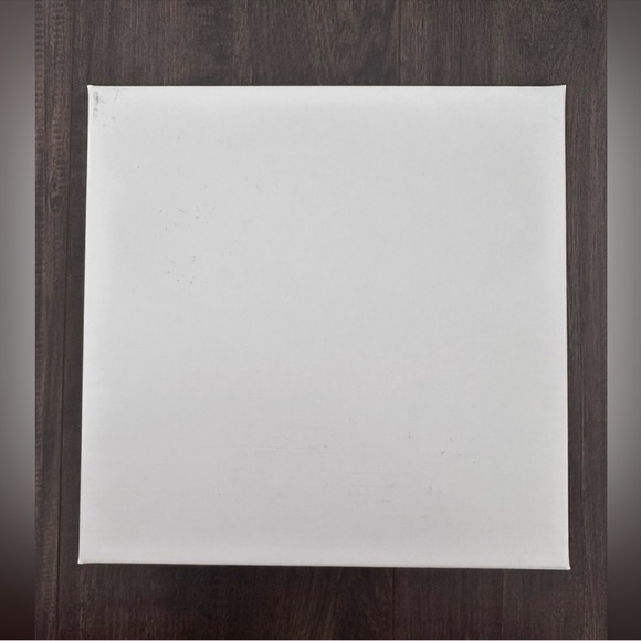 Dior Floral Gift Box - Picture 2 of 5